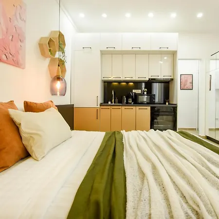 Sweet Home. Stylish Near Cismigiu * בוקרשט