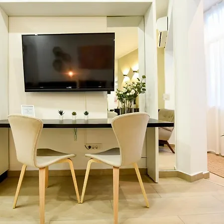 Sweet Home. Stylish Near Cismigiu アパート *