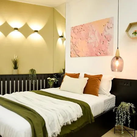 Sweet Home. Stylish Near Cismigiu 아파트 *