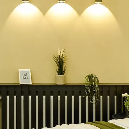 Sweet Home. Stylish Near Cismigiu 아파트 *