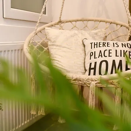 Sweet Home. Stylish Near Cismigiu アパート